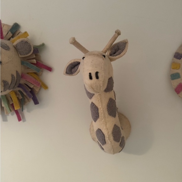 Colorful Animal Wall Decor Set - Picture 3 of 4